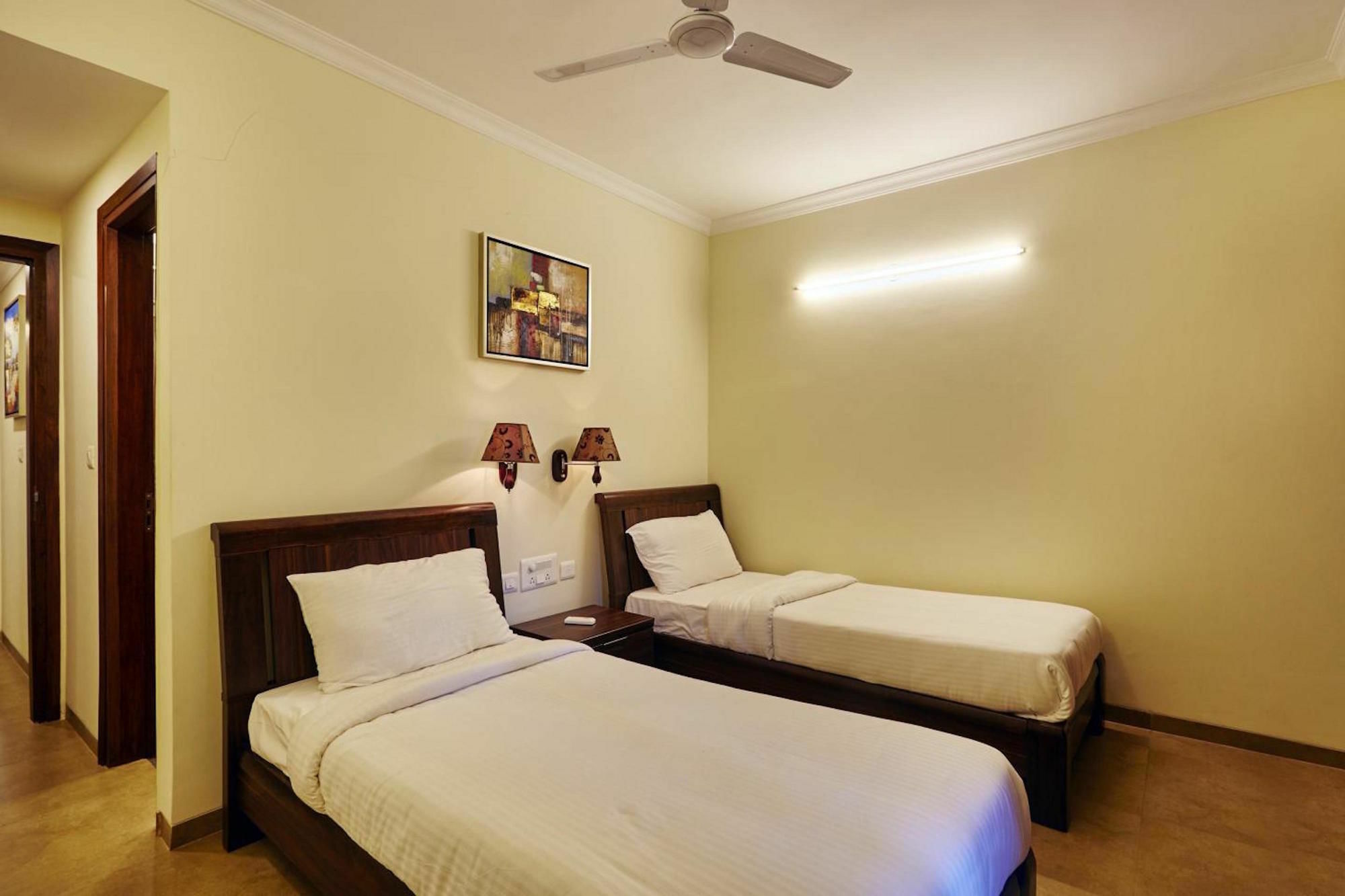 Veera Strand Park Serviced Apartments Калангут Екстер'єр фото